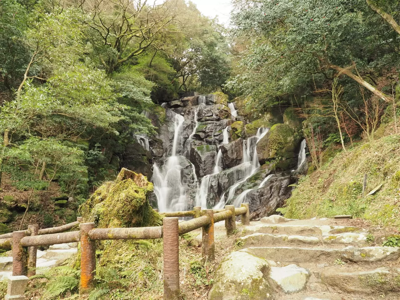 白丝 白丝瀑布接触之乡- 交通方式・营业时间・周边景点｜MATCHA