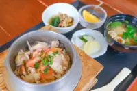 Niigata Kamameshi (rice cooked in a pot) Restaurant at the foot of Mt. Gozu, Yamashimizu