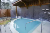 คิวกามูระ นิกโกะ ยูโมโตะ