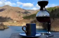 Lakeside Cafe L'Atelier Bleu