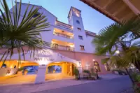 Poppy Springs Resort&Spa