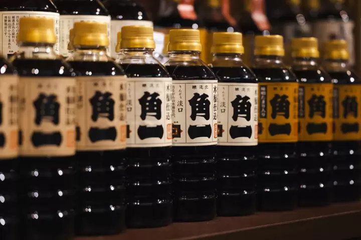 โรงผลิตมิโซะและโชยุคุซาคาเบะ (Kusakabe Miso & Soy Sauce Brewery)